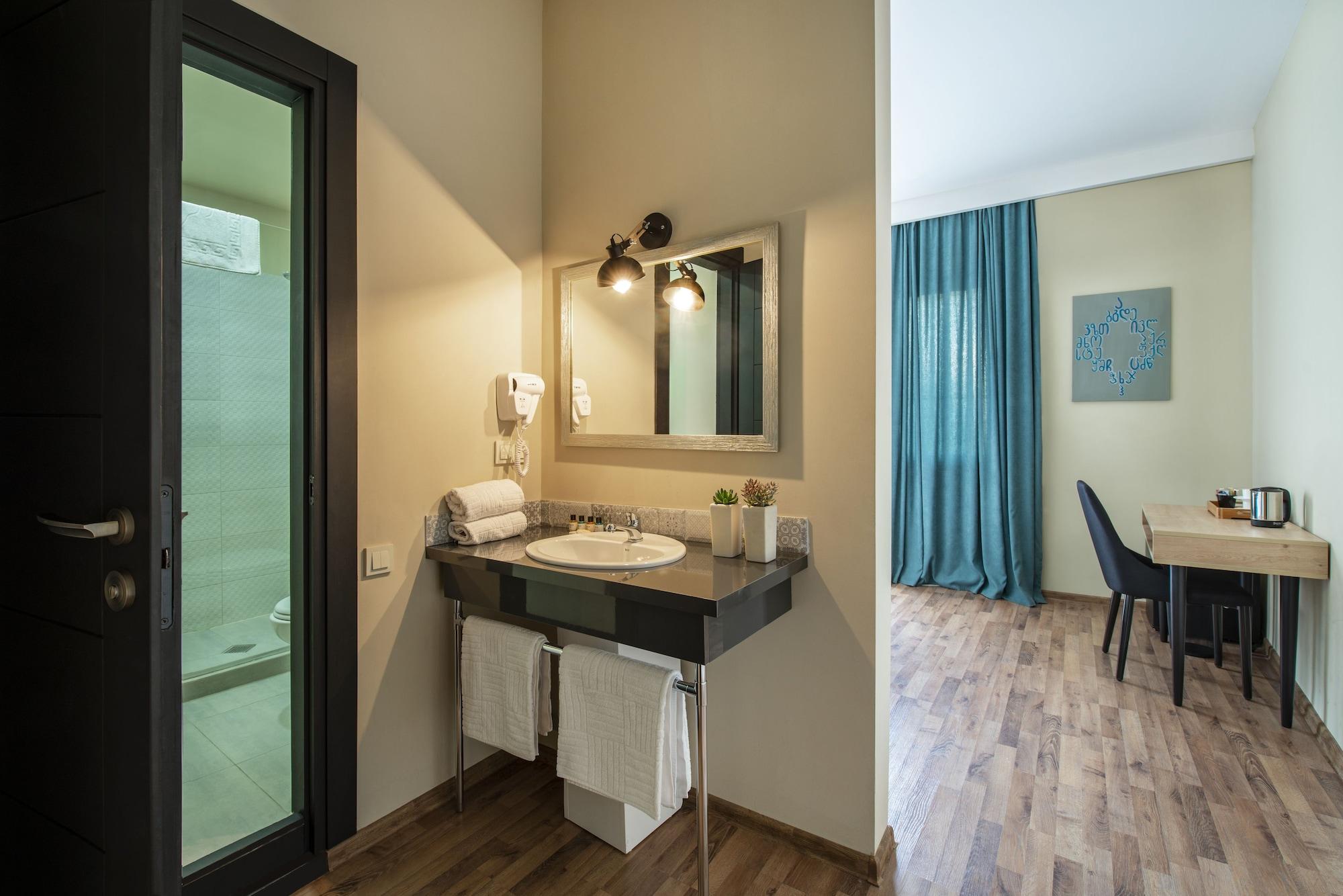 Alphabet Boutique Hotel Тбілісі Екстер'єр фото