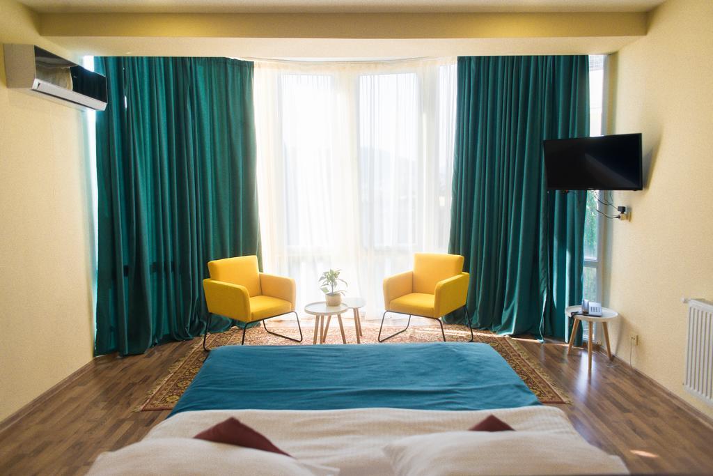 Alphabet Boutique Hotel Тбілісі Екстер'єр фото