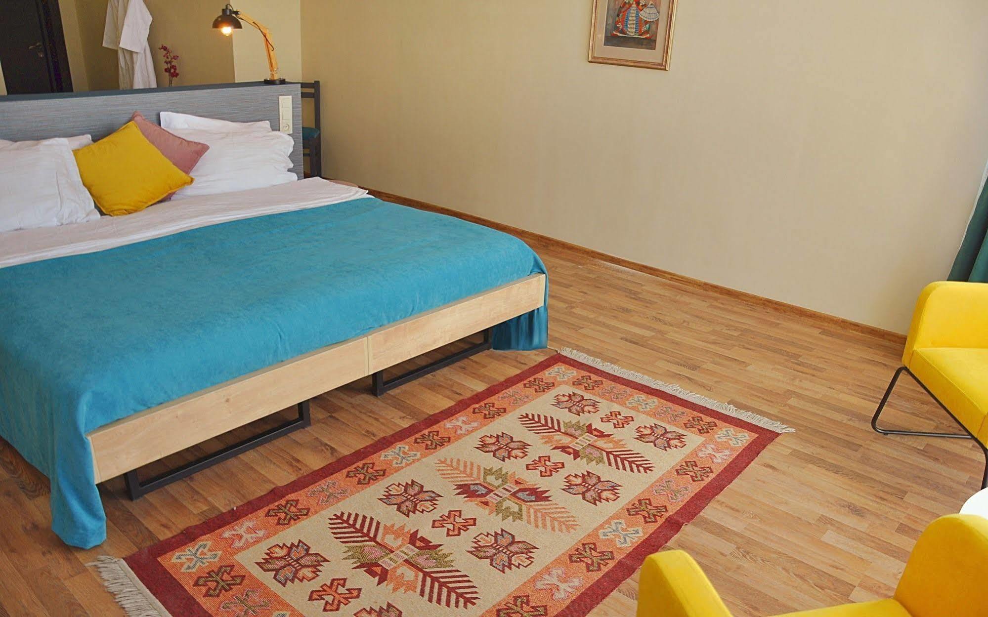 Alphabet Boutique Hotel Тбілісі Екстер'єр фото