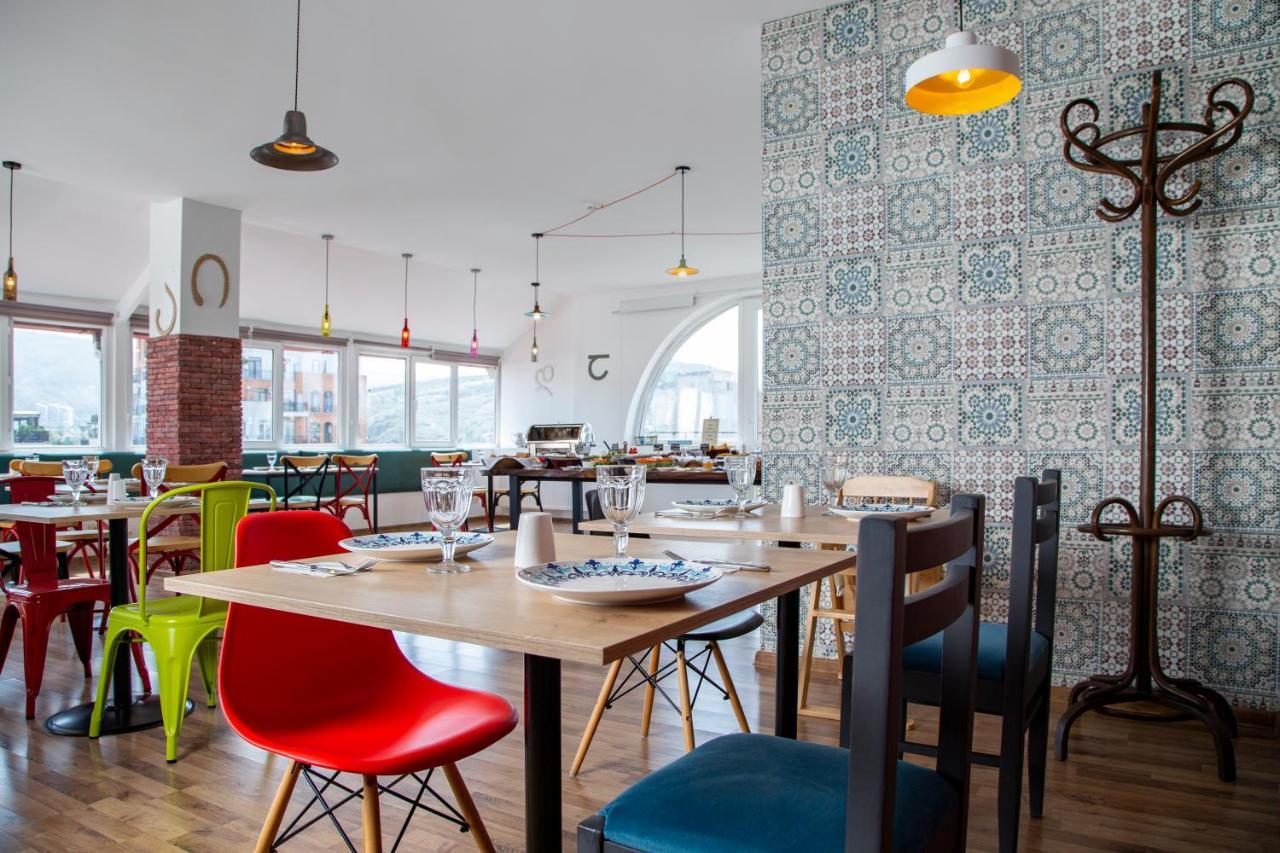 Alphabet Boutique Hotel Тбілісі Екстер'єр фото