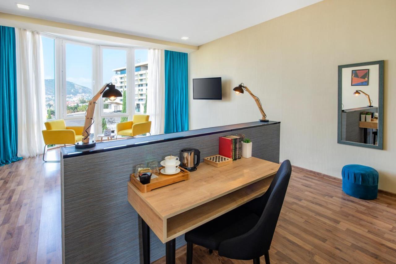 Alphabet Boutique Hotel Тбілісі Екстер'єр фото