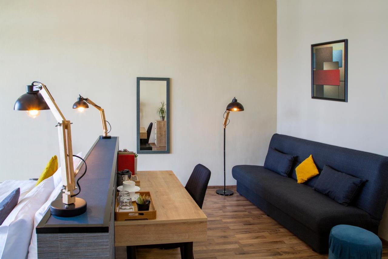 Alphabet Boutique Hotel Тбілісі Екстер'єр фото